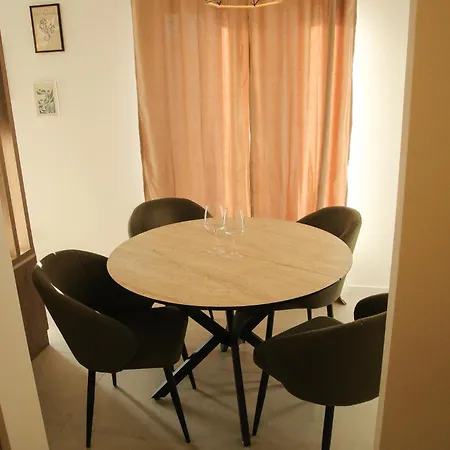Apartment Z *